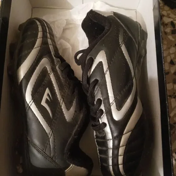 Cleats   - Picture 2 of 3
